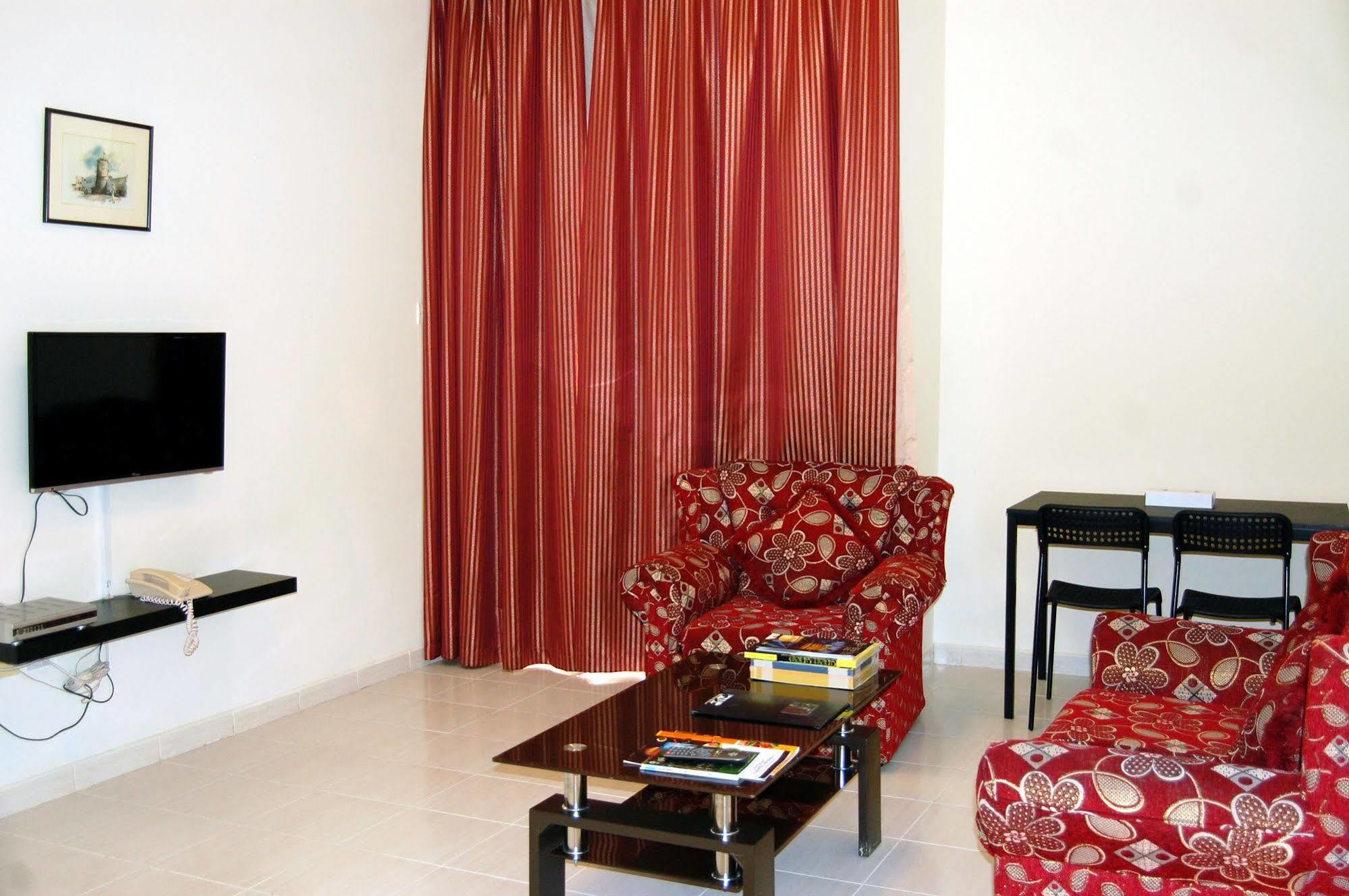 Al Ferdous Hotel Apartamentos Sharjah Exterior foto